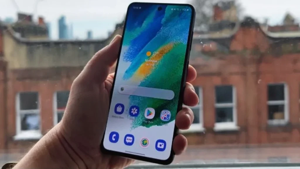 3 هواتف سامسونج.. قرار مفاجئ ينهي الدعم الفني عن طرازات شهيرة من فئة A